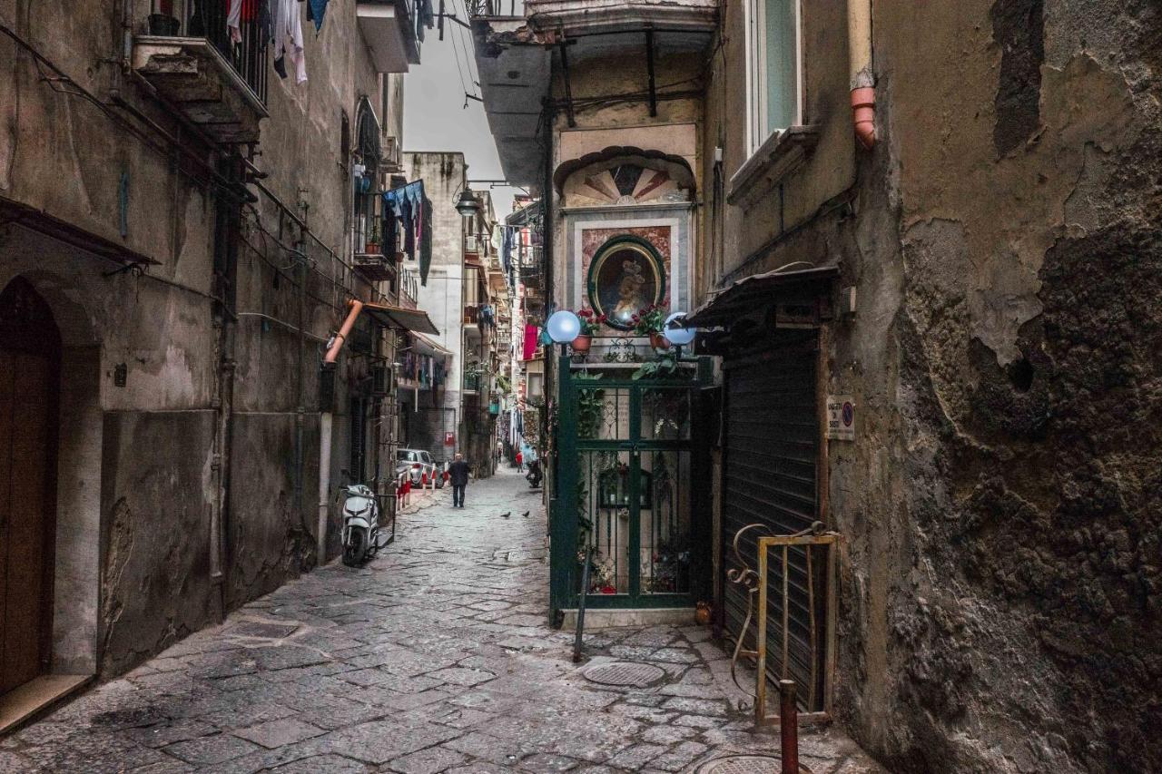Art Suite Nel Cuore Di Napoli Eksteriør billede