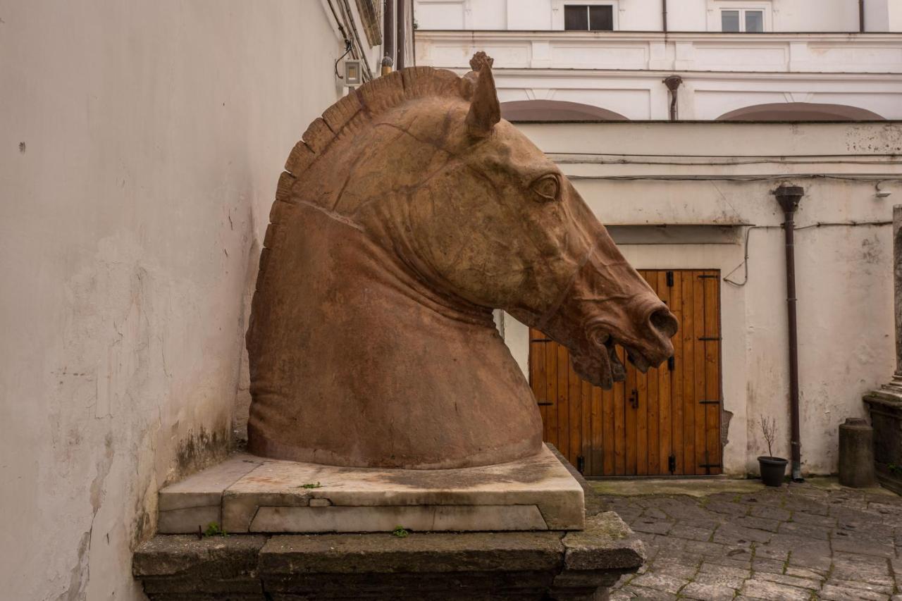 Art Suite Nel Cuore Di Napoli Eksteriør billede