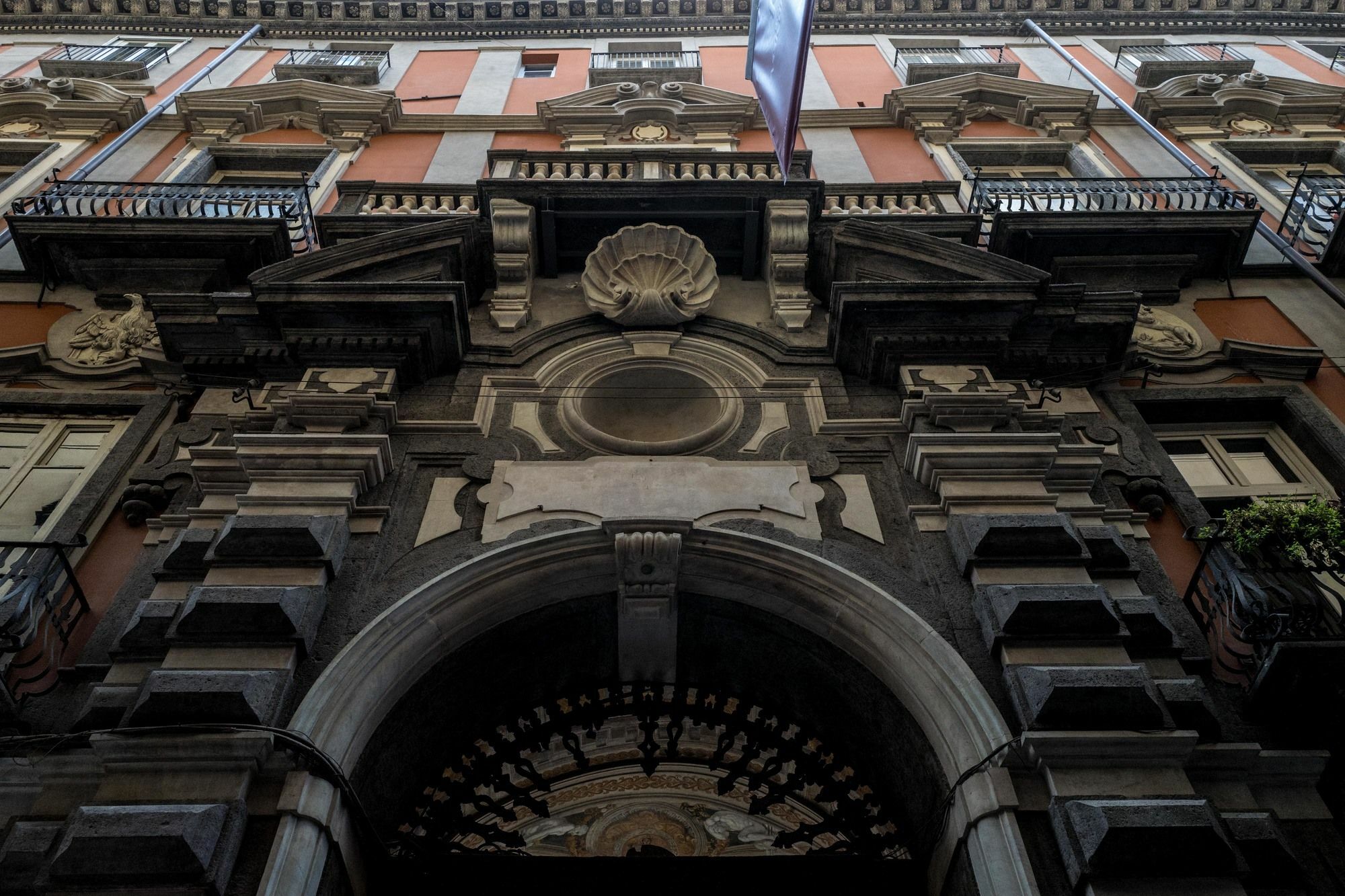 Art Suite Nel Cuore Di Napoli Eksteriør billede